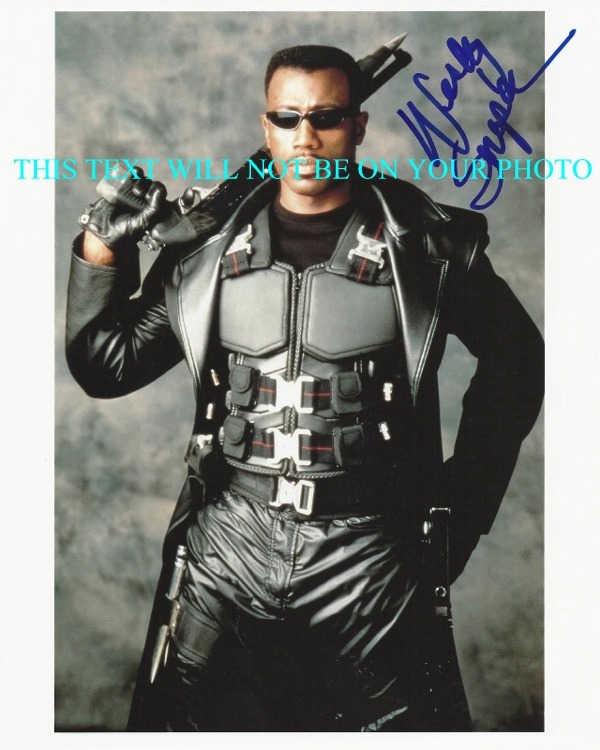 WESLEY SNIPES BLADE AUTOGRAPHED PHOTO, WESLEY SNIPES SIGNED PICTURE, WELSLEY SNIPES AUTO