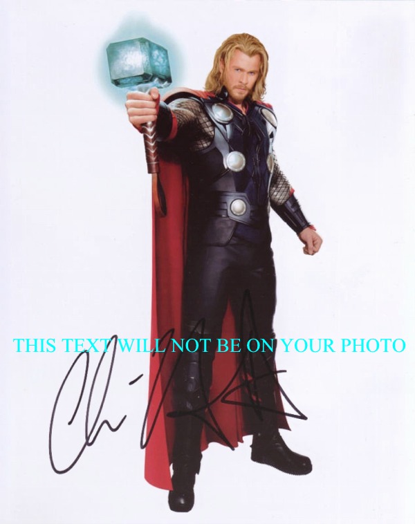 CHRIS HEMSWORTH SIGNED AUTOGRAPHED 8x10 PHOTO THOR